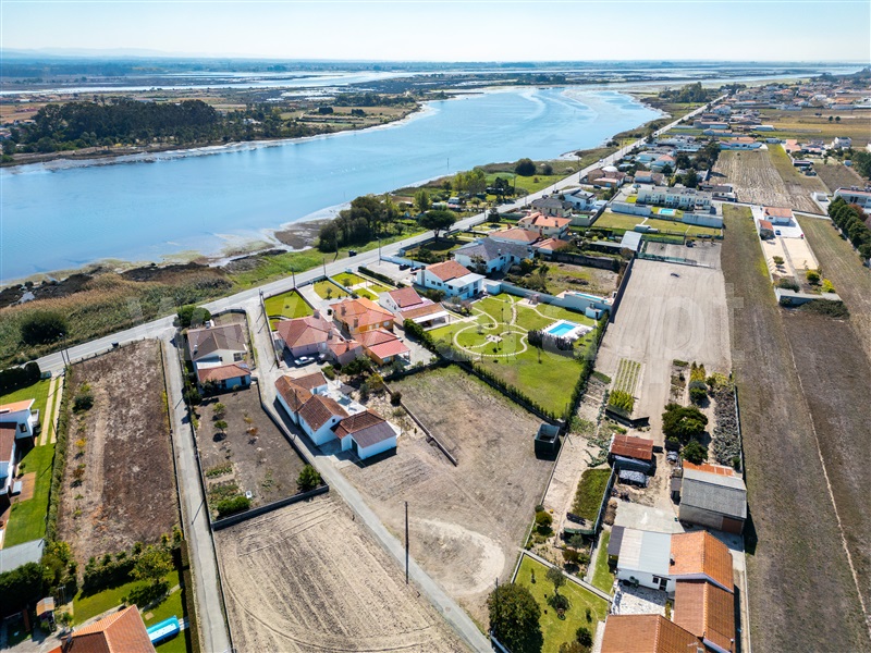 Terreno para Construção  Ovar, Ovar, São João, Arada e São Vicente de Pereira Jusã - 1438881 - 9