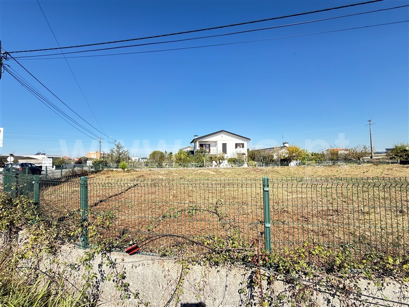 Terreno para Construção / Ovar, Válega