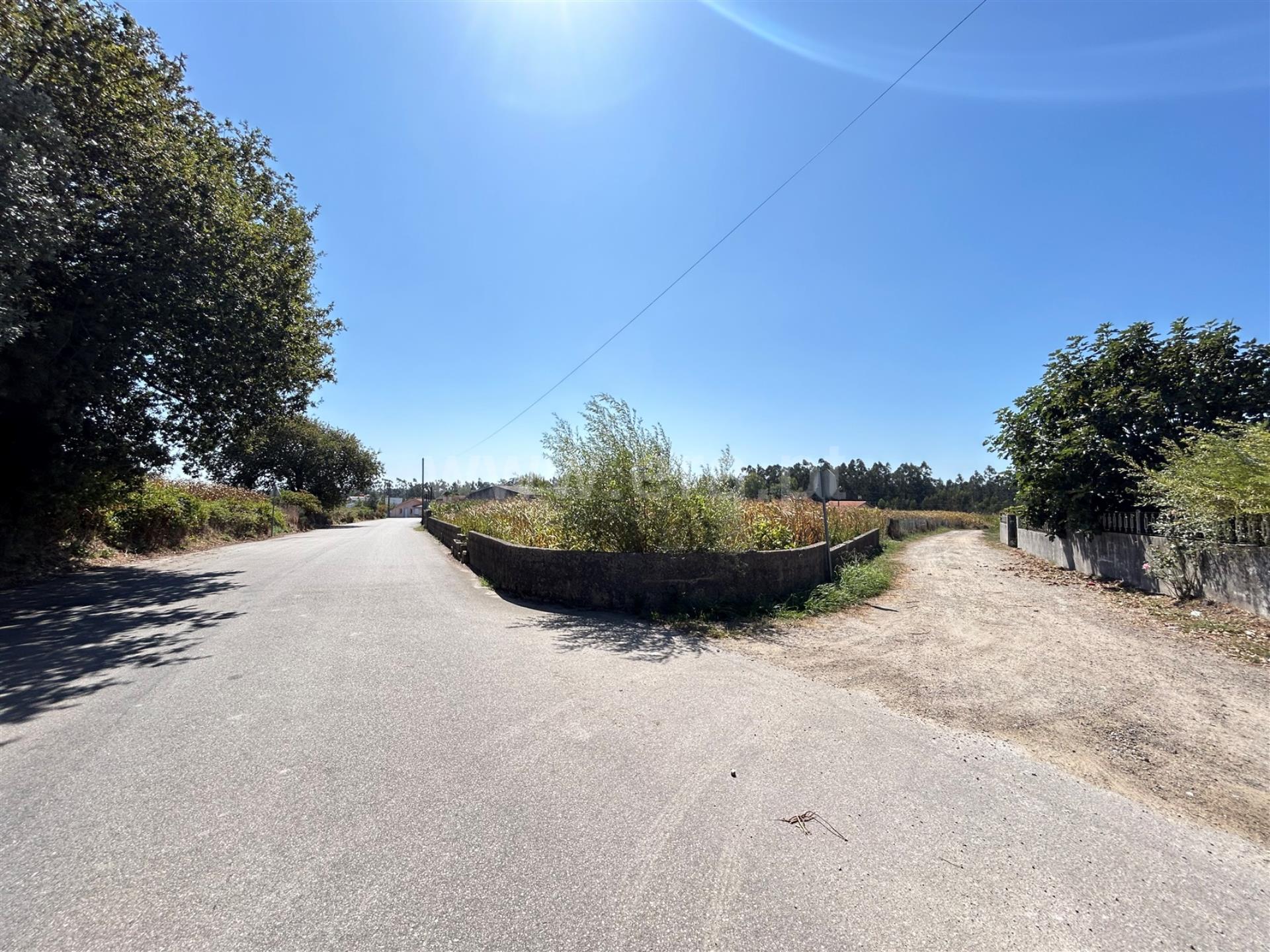 Land for sale in Ovar, Portugal — €77,500