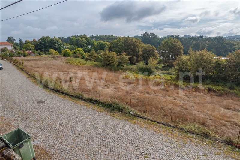Terreno / Paços de Ferreira, Frazão Arreigada