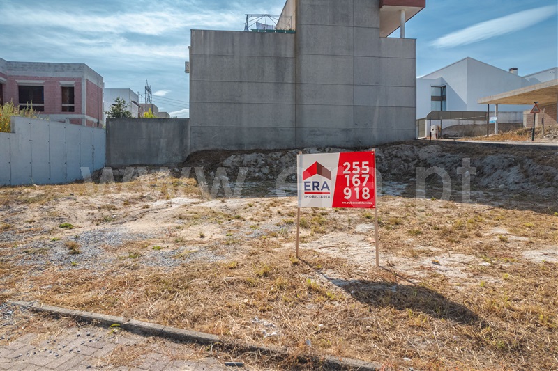 Terreno para Construção / Paços de Ferreira, Paços de Ferreira