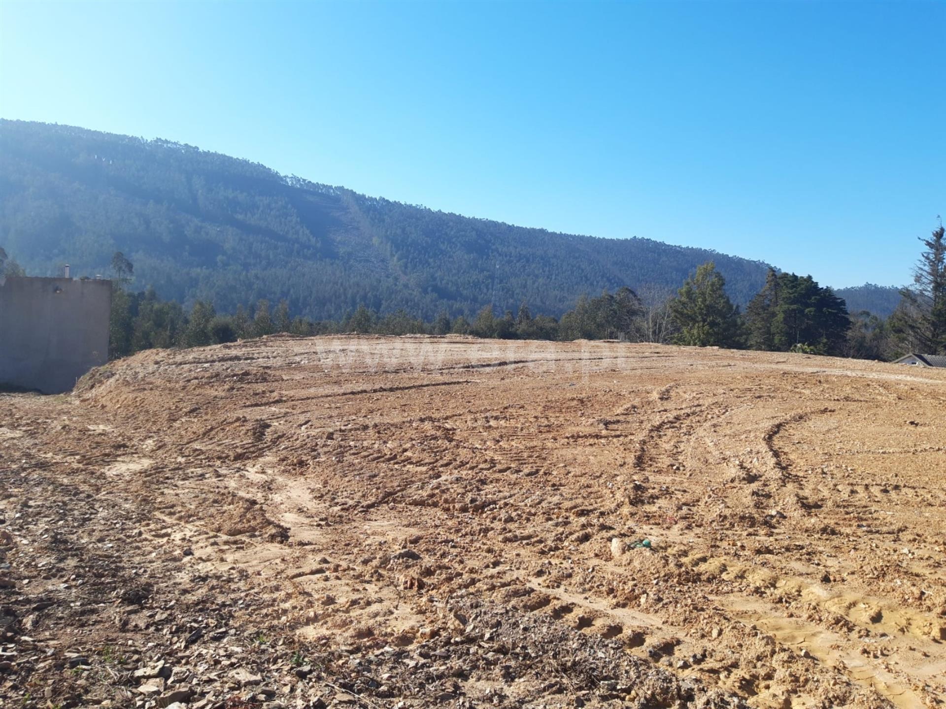 Land for sale in Paredes, Portugal — €120,000