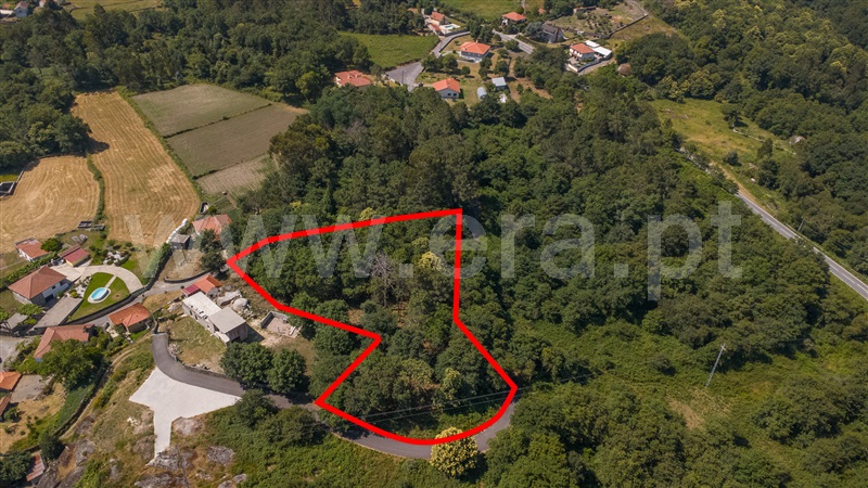 Terreno para Construção / Paredes de Coura, Castanheira
