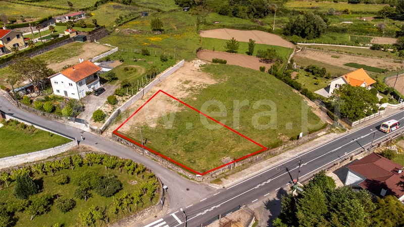 Terreno para Construção / Paredes de Coura, Formariz e Ferreira