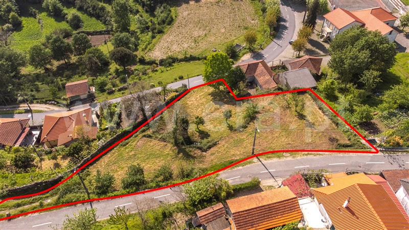 Terreno para Construção / Paredes de Coura, Padornelo