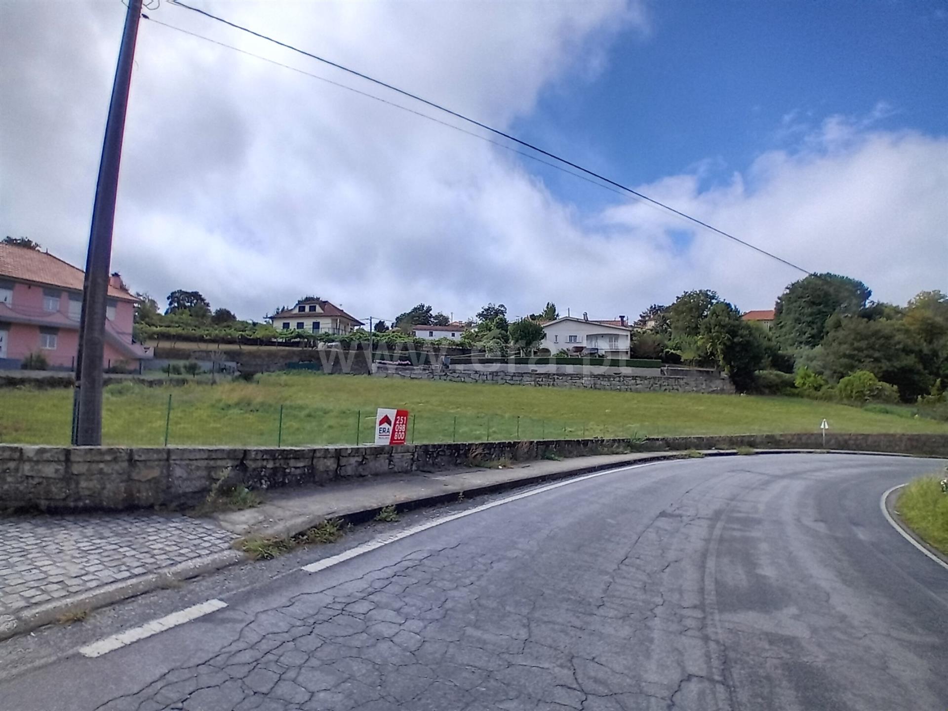 Land for sale in Paredes de Coura, Portugal — €160,000