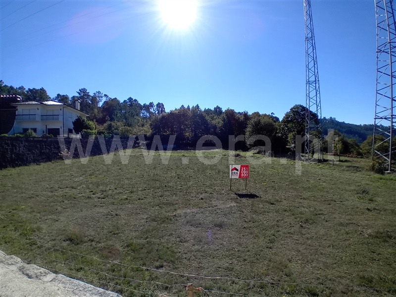 Terreno para Construção / Paredes de Coura, Rubiães