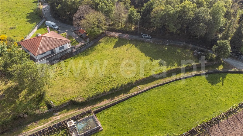 Terreno para Construção / Paredes de Coura, Vascões