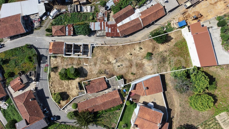 Terreno para Construção / Paredes, Lordelo