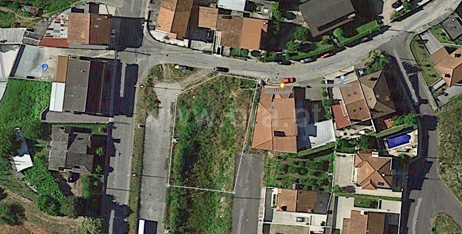 Land for sale in Paredes, Portugal — €325,000