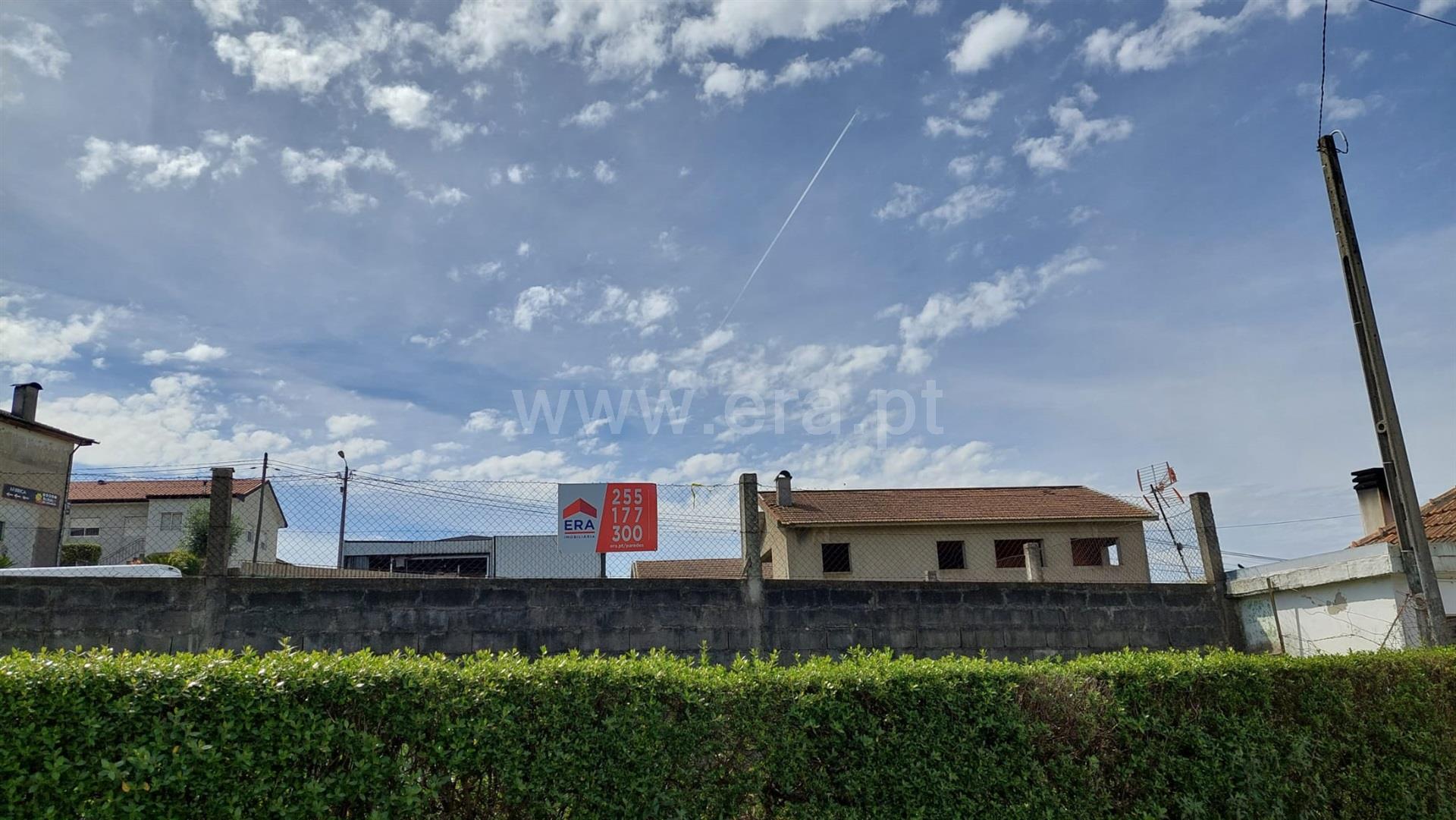 Land for sale in Paredes, Portugal — €75,000