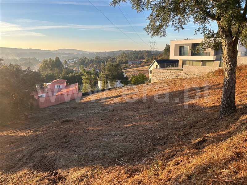 Terreno Rústico / Paredes, Sobreira