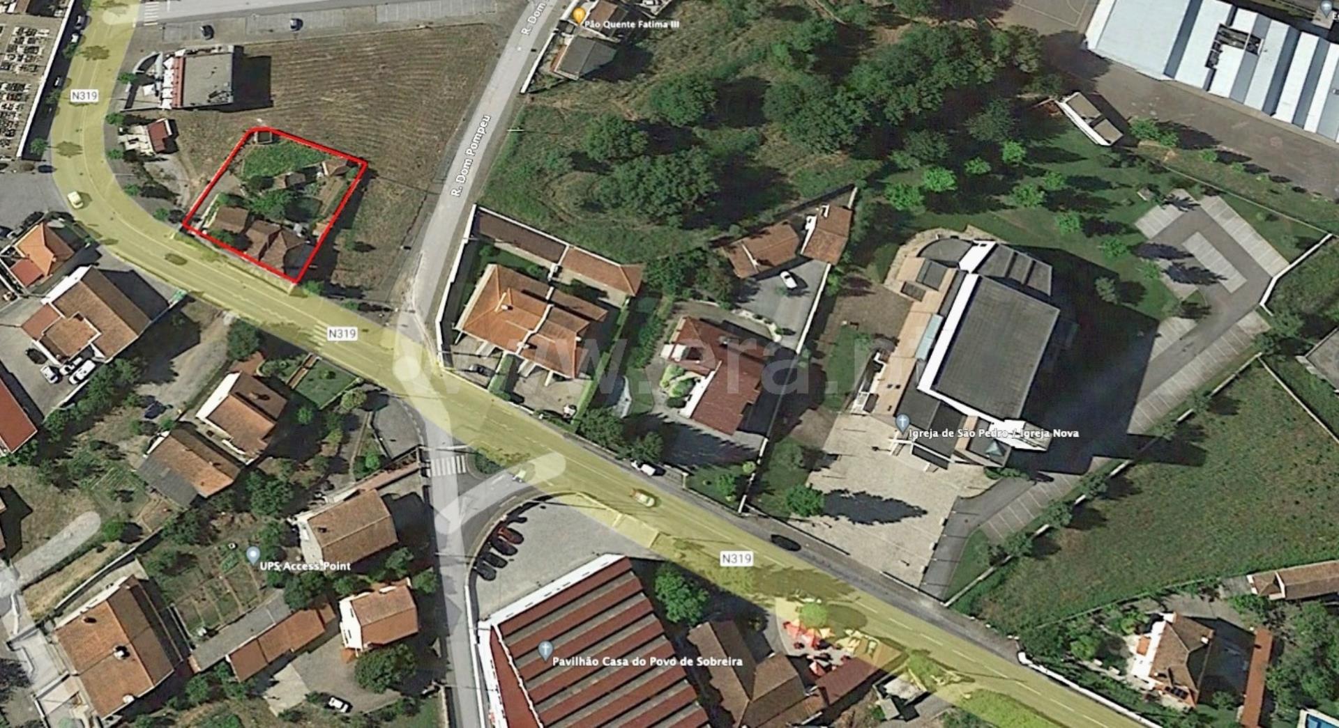 Land for sale in Paredes, Portugal — €93,100