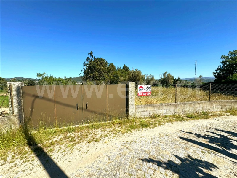 Terreno para Construção / Penafiel, Rio de Moinhos