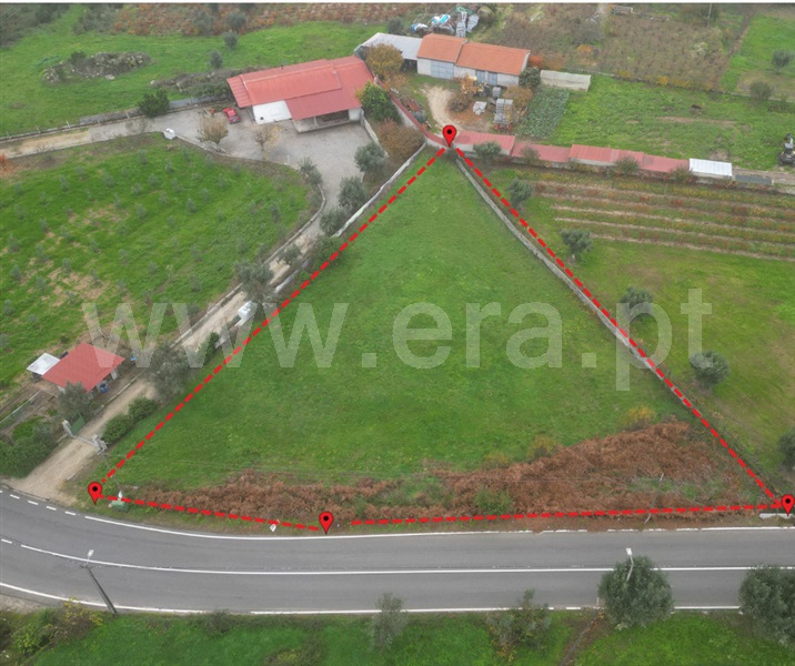 Terreno para Construção / Penalva do Castelo, Sezures