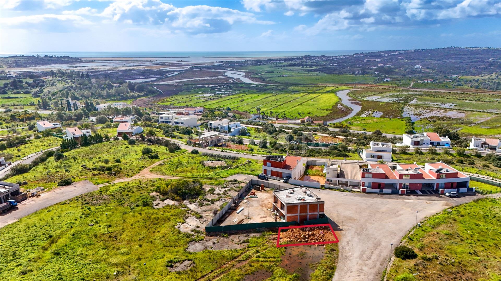 Land for sale in Portimão, Portugal — €145,000
