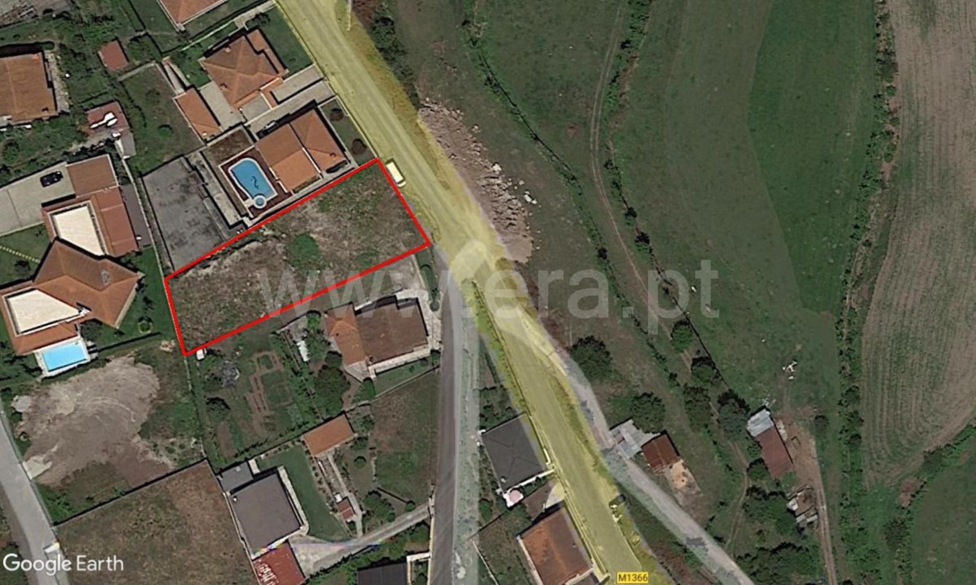 Terreno em Póvoa de Lanhoso
