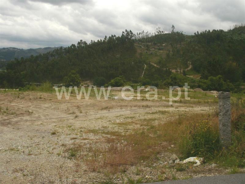 Terreno para Construção / Póvoa de Lanhoso, Garfe