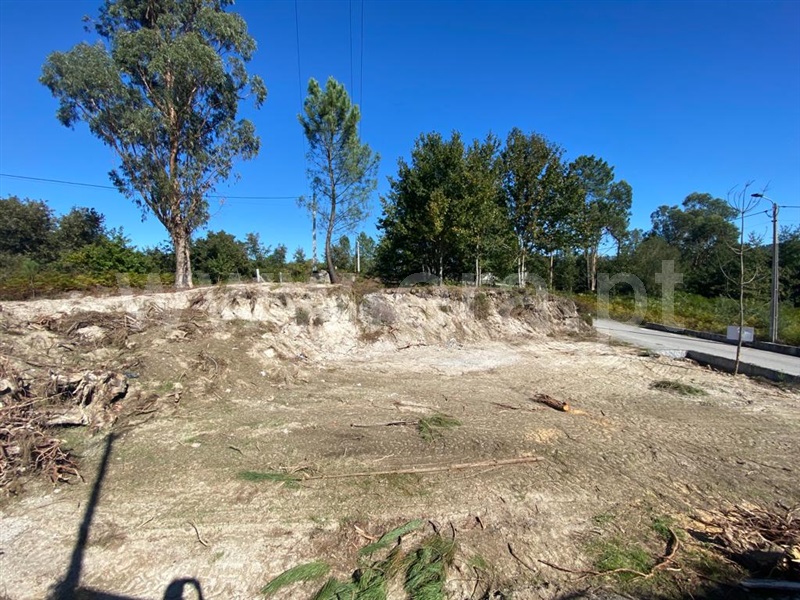Terreno para Construção / Póvoa de Lanhoso, Taíde