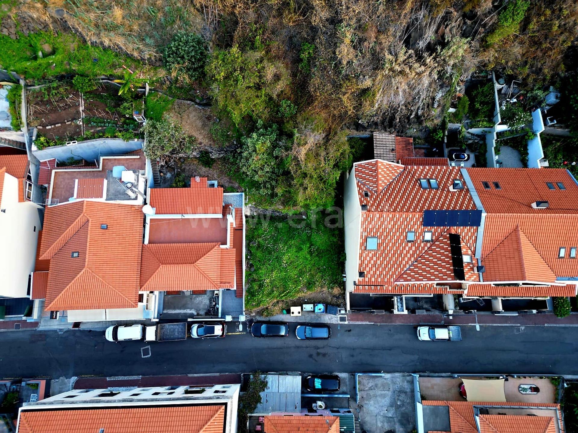 Land for sale in Ribeira Brava, Portugal — €145,000
