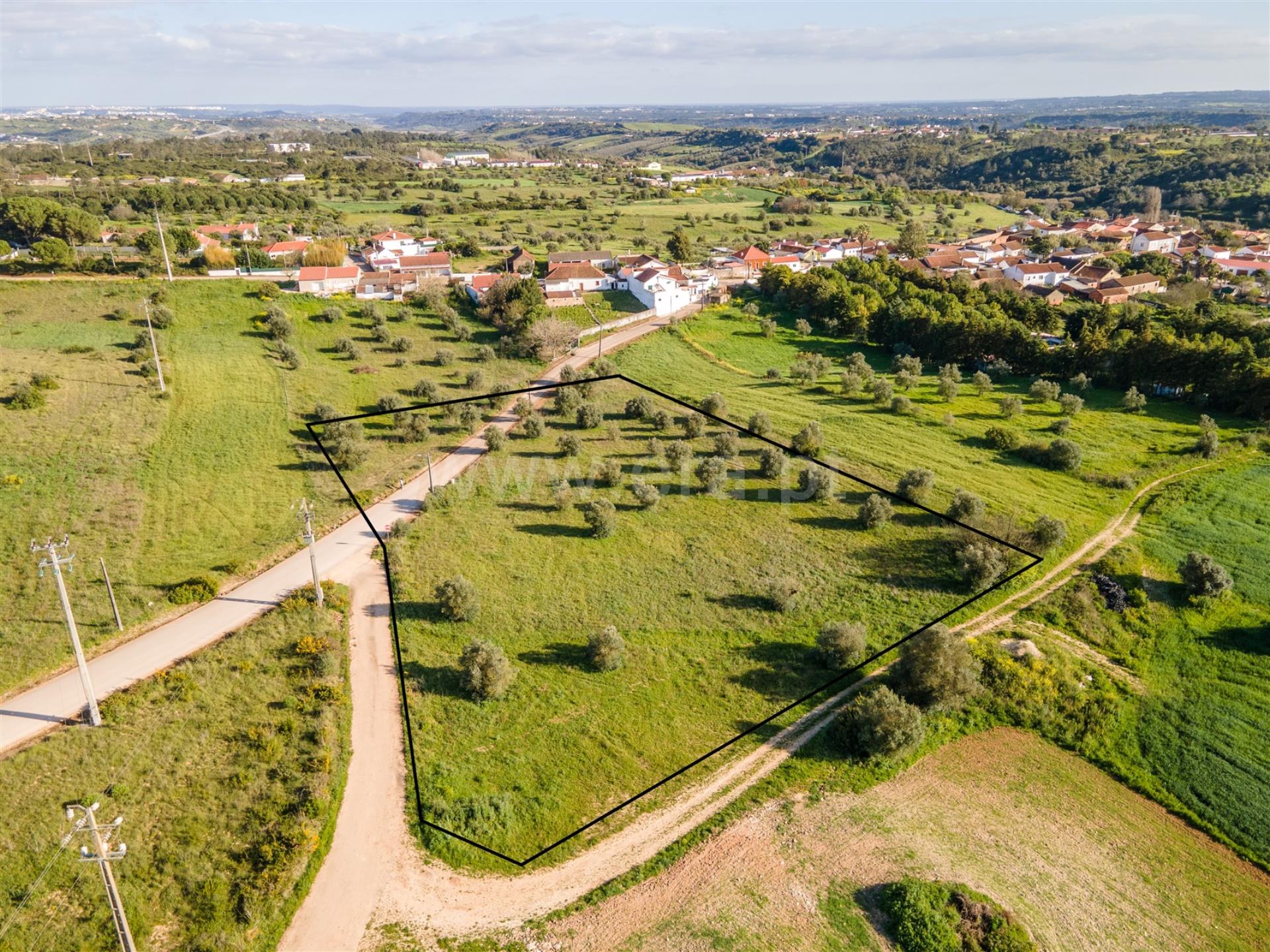 Land for sale in Rio Maior, Portugal — €67,500