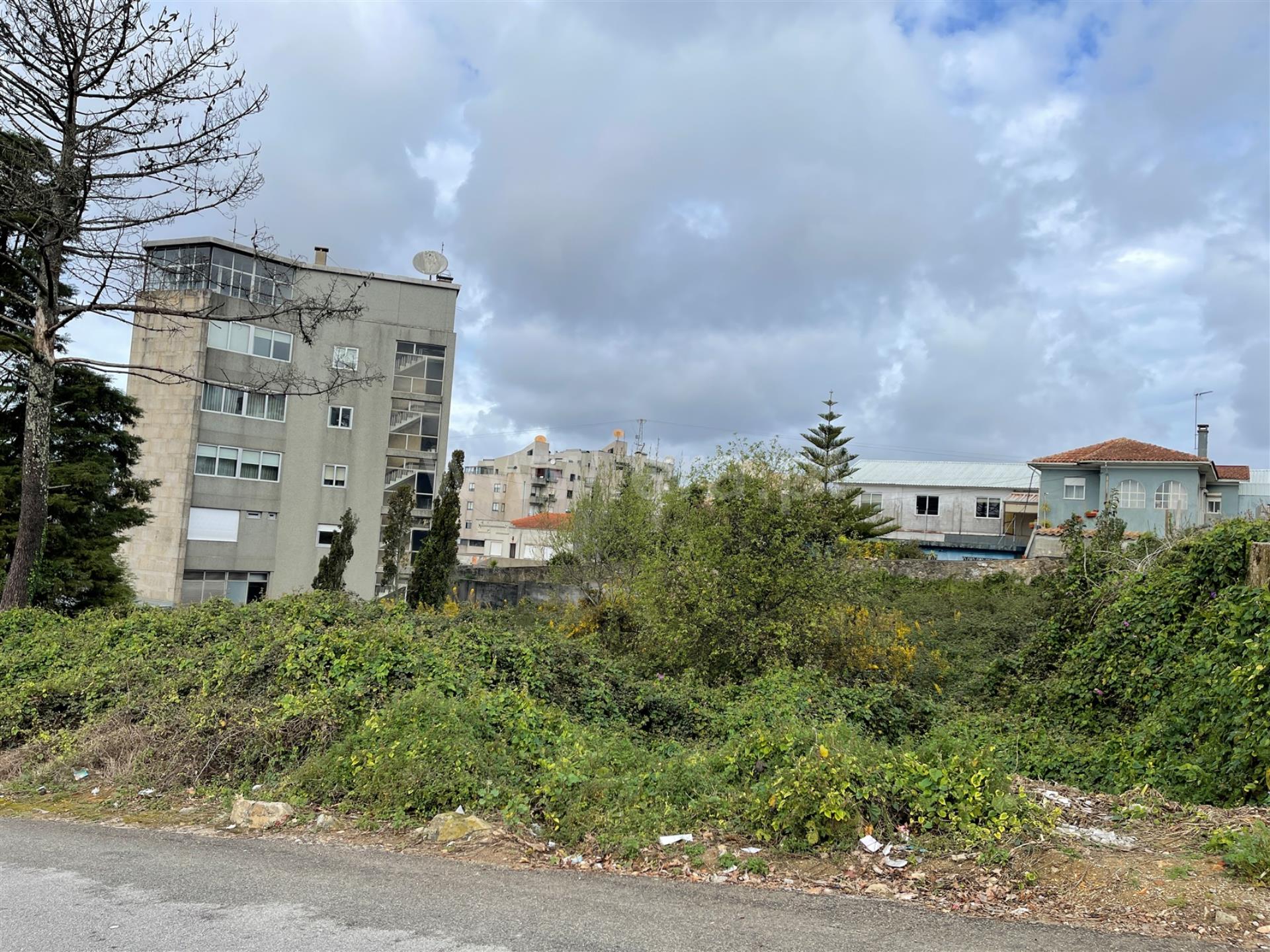 Land for sale in Santa Maria da Feira, Portugal — €140,000