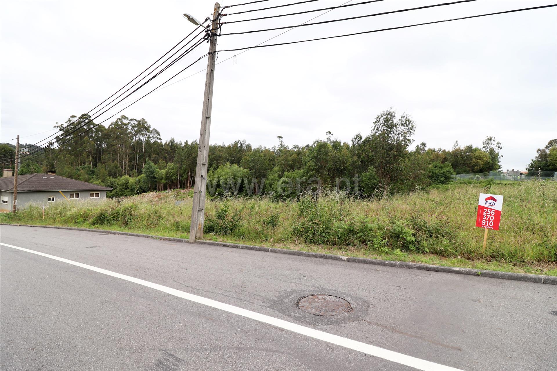 Land for sale in Santa Maria da Feira, Portugal — €92,500