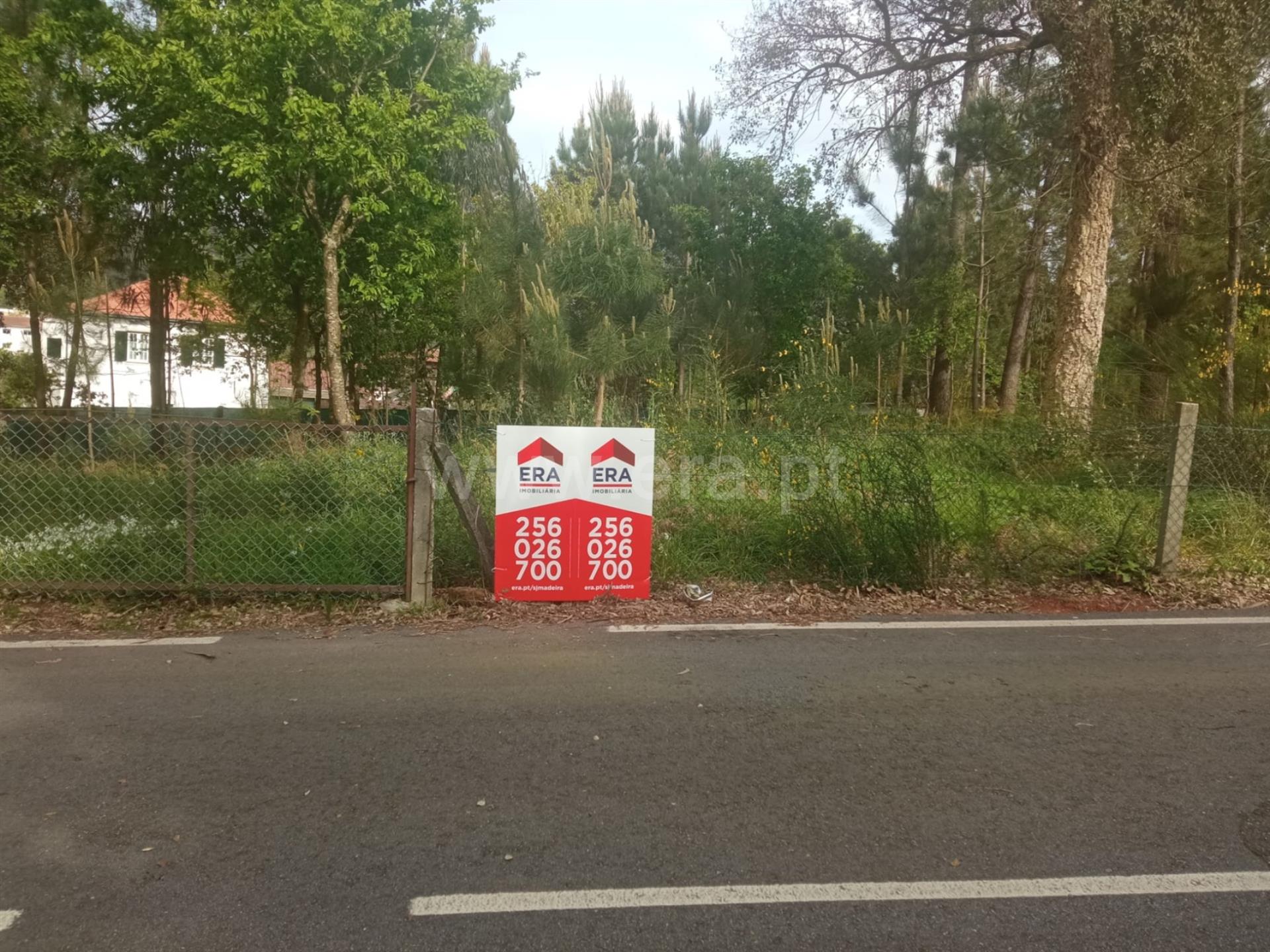 Land for sale in Santa Maria da Feira, Portugal — €89,000