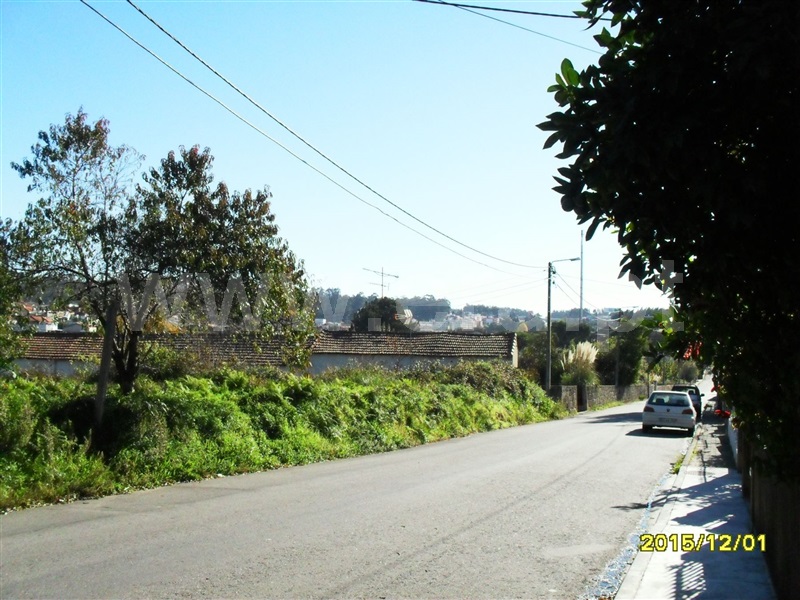 Terreno para Construção / Santa Maria da Feira, Mozelos