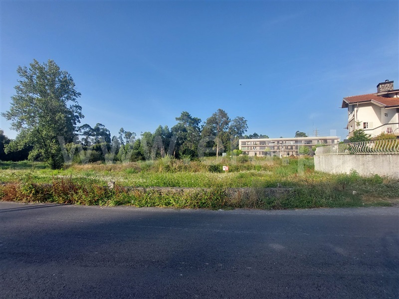 Terreno para Construção / Santa Maria da Feira, Nogueira da Regedoura