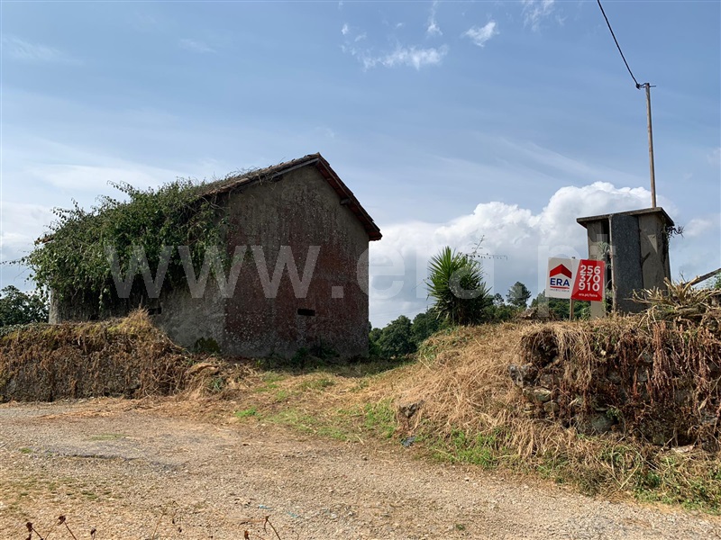 Terreno para Construção / Santa Maria da Feira, Romariz /Milheirós de Poiares e Pigeiros