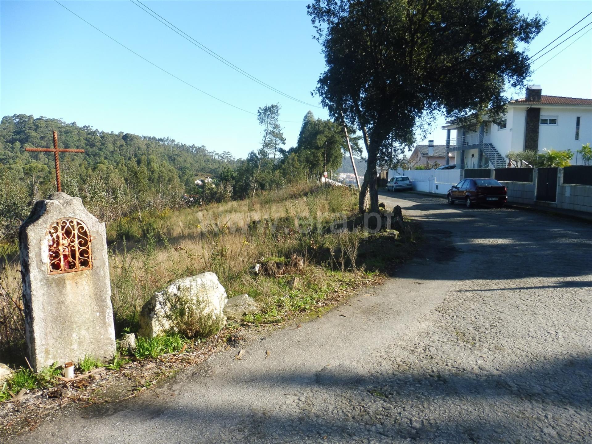 Land for sale in Santa Maria da Feira, Portugal — €260,000