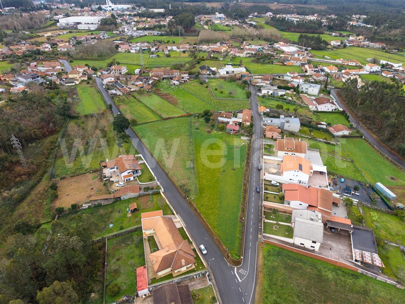 Terreno para Construção  com Urbano Santa Maria da Feira, S. F. FEIRA - Souto - 1443554 - 5