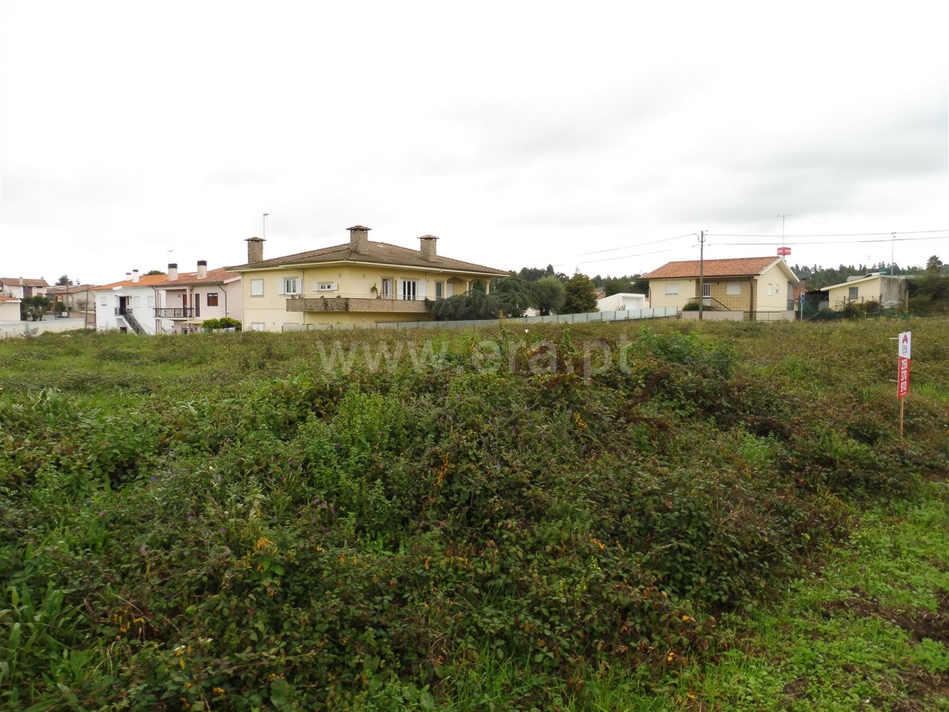 Land for sale in Santa Maria da Feira, Portugal — €60,000