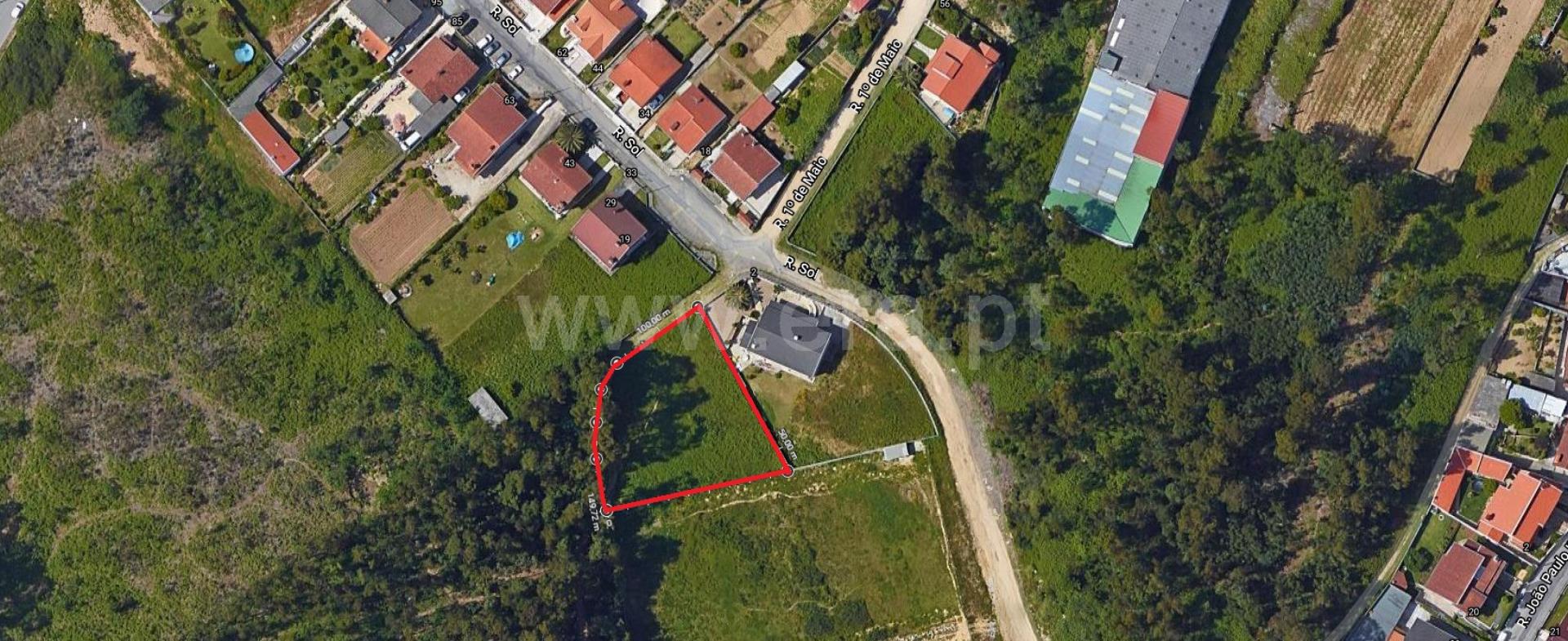 Land for sale in Santa Maria da Feira, Portugal — €63,500