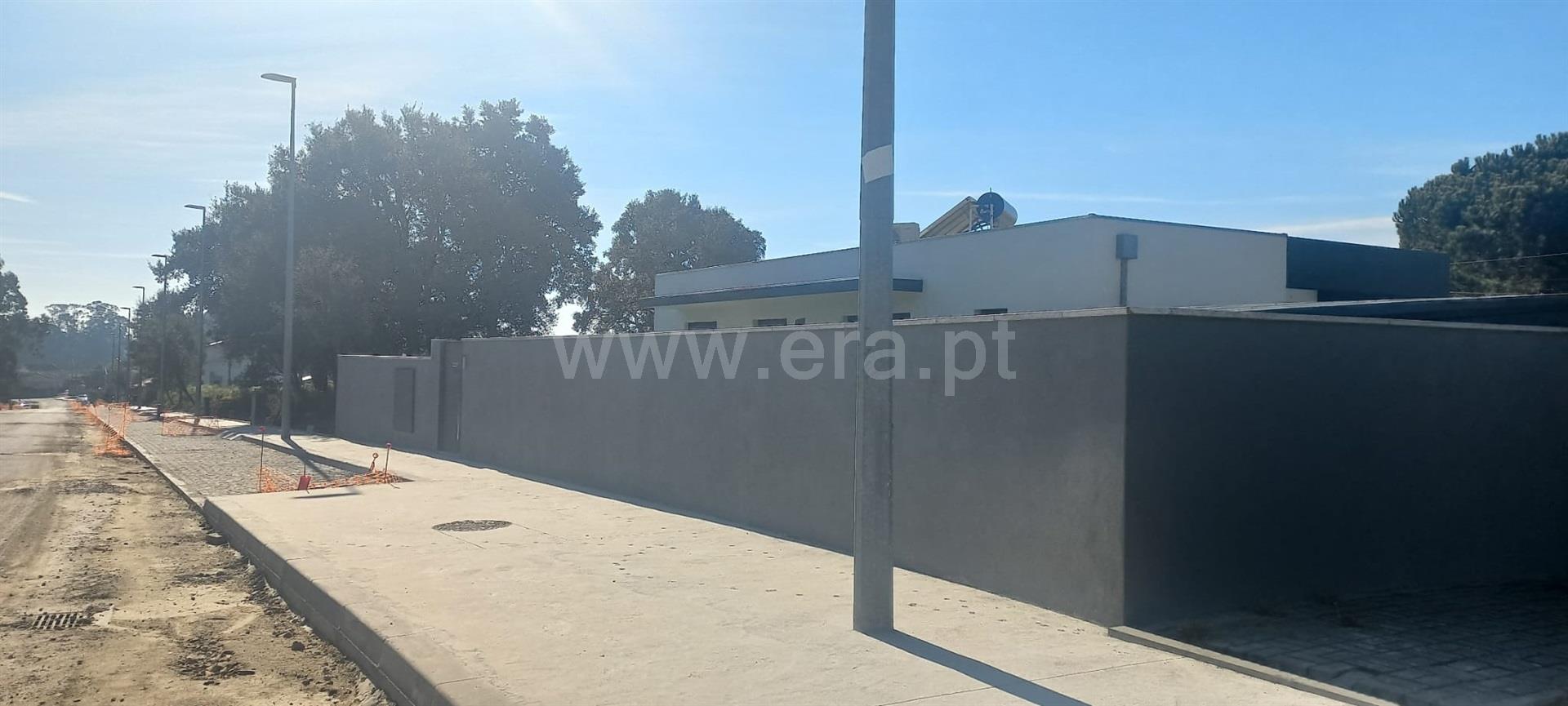Land for sale in Santa Maria da Feira, Portugal — €68,500