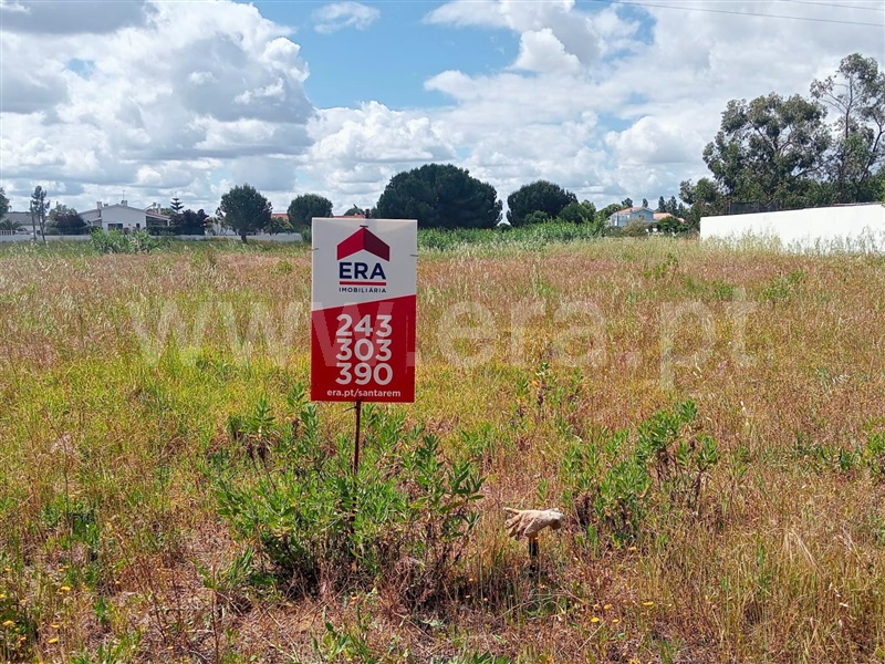 Terreno para Construção / Santarém, Vale de Santarém