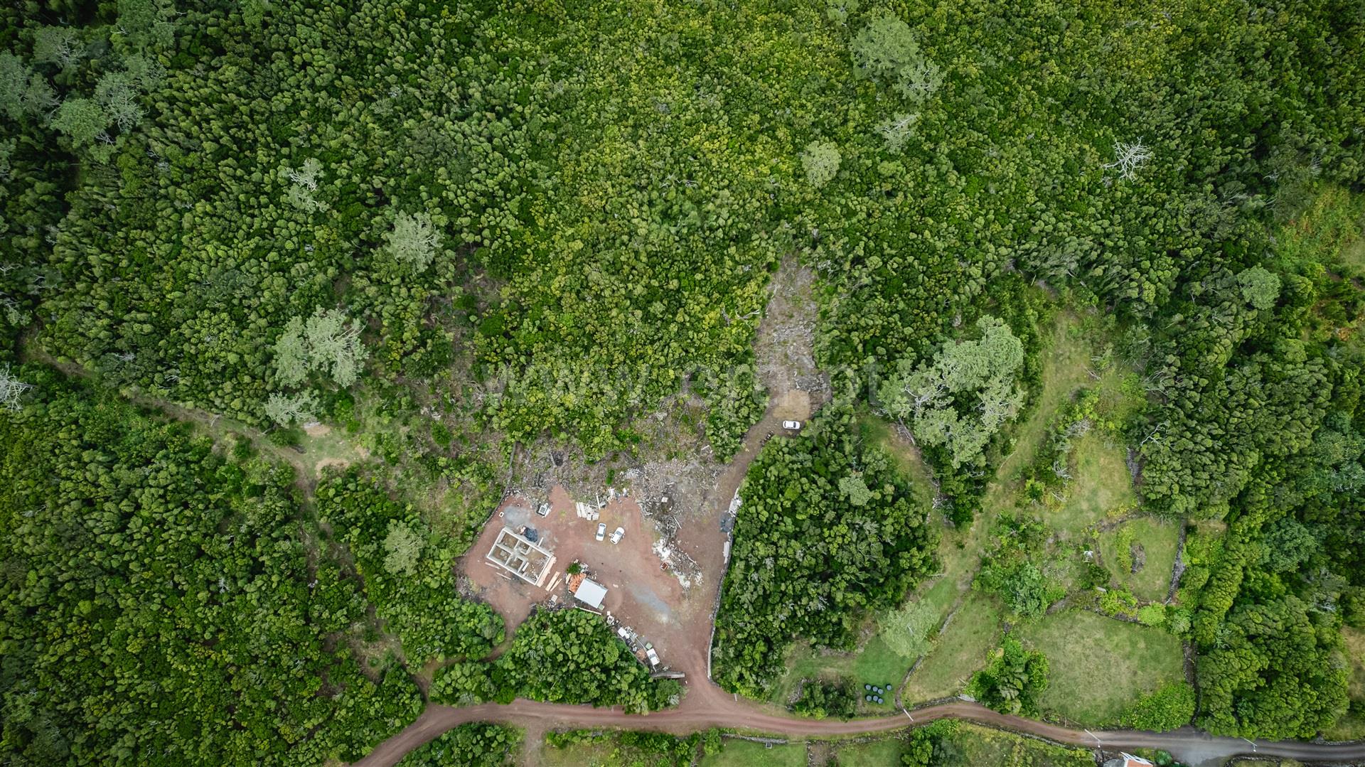 Land for sale in São Roque do Pico, Portugal — €210,000