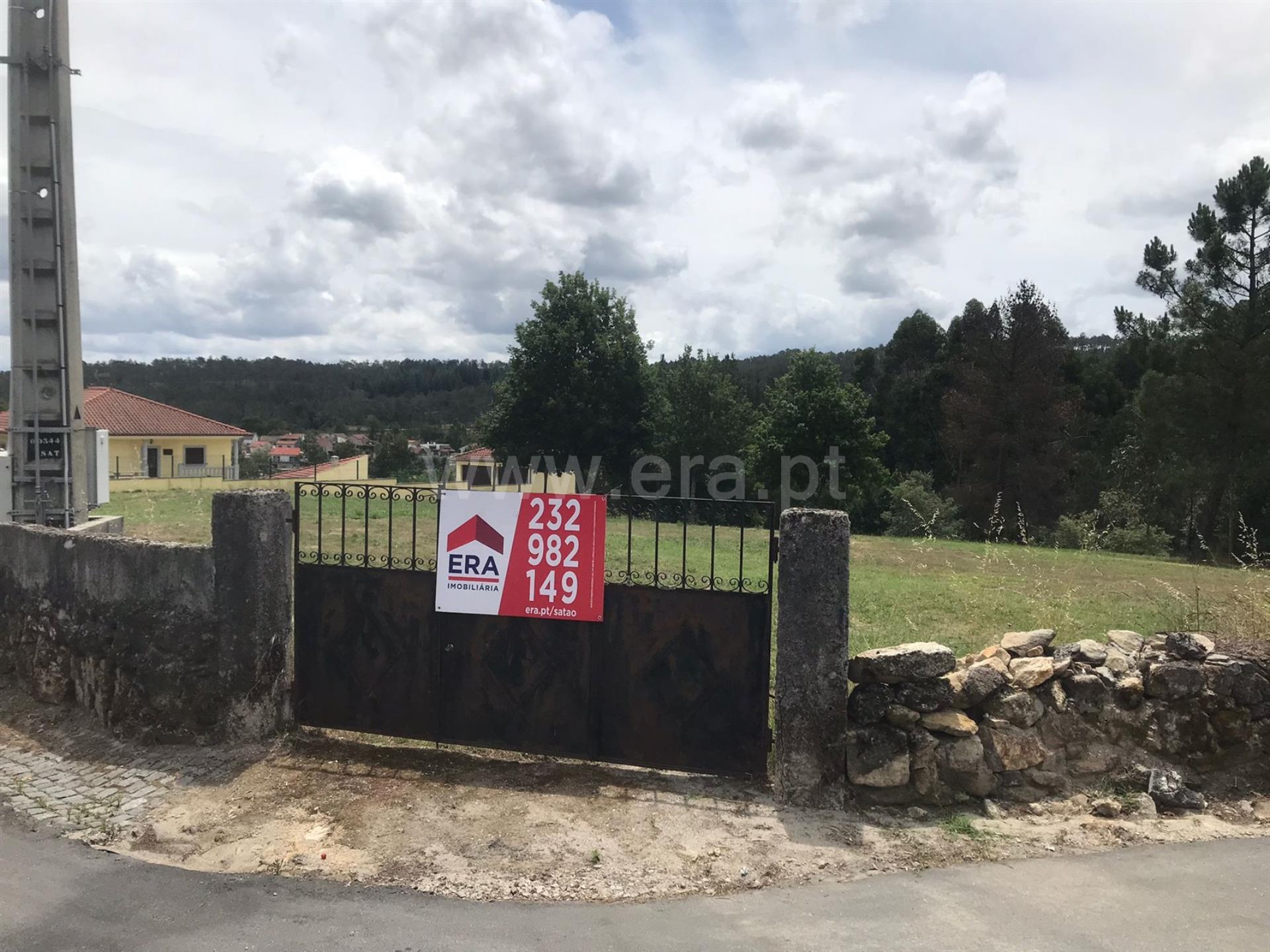 Land for sale in Sátão, Portugal — €99,000