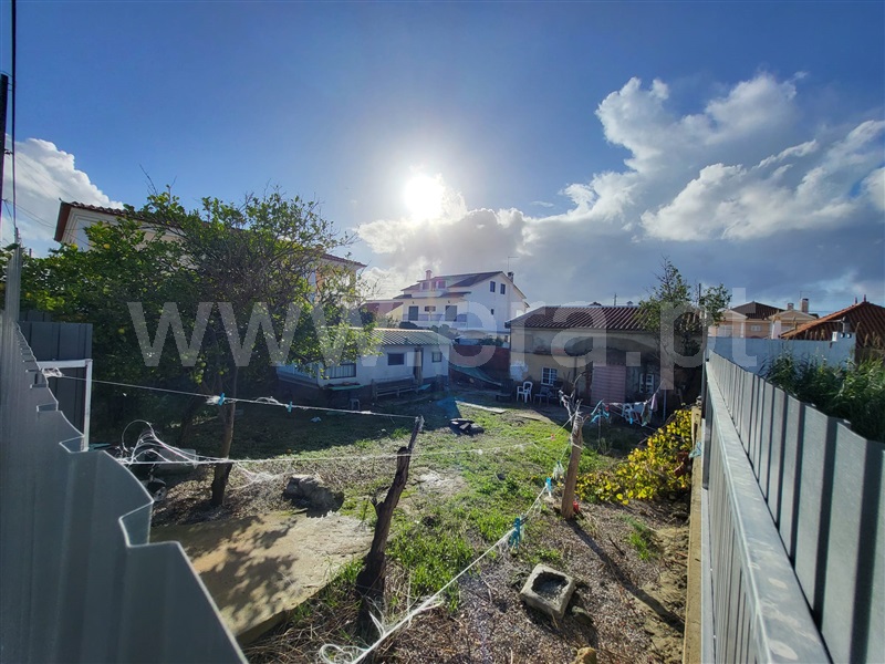 Terreno para Construção / Seixal, Fernão Ferro