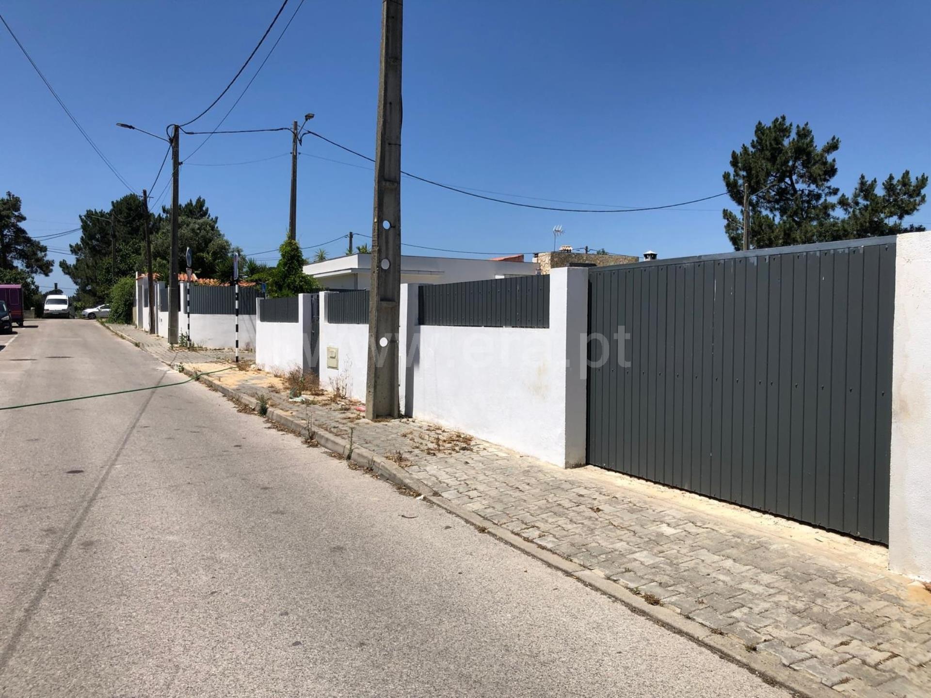 Land for sale in Seixal, Portugal — €125,000