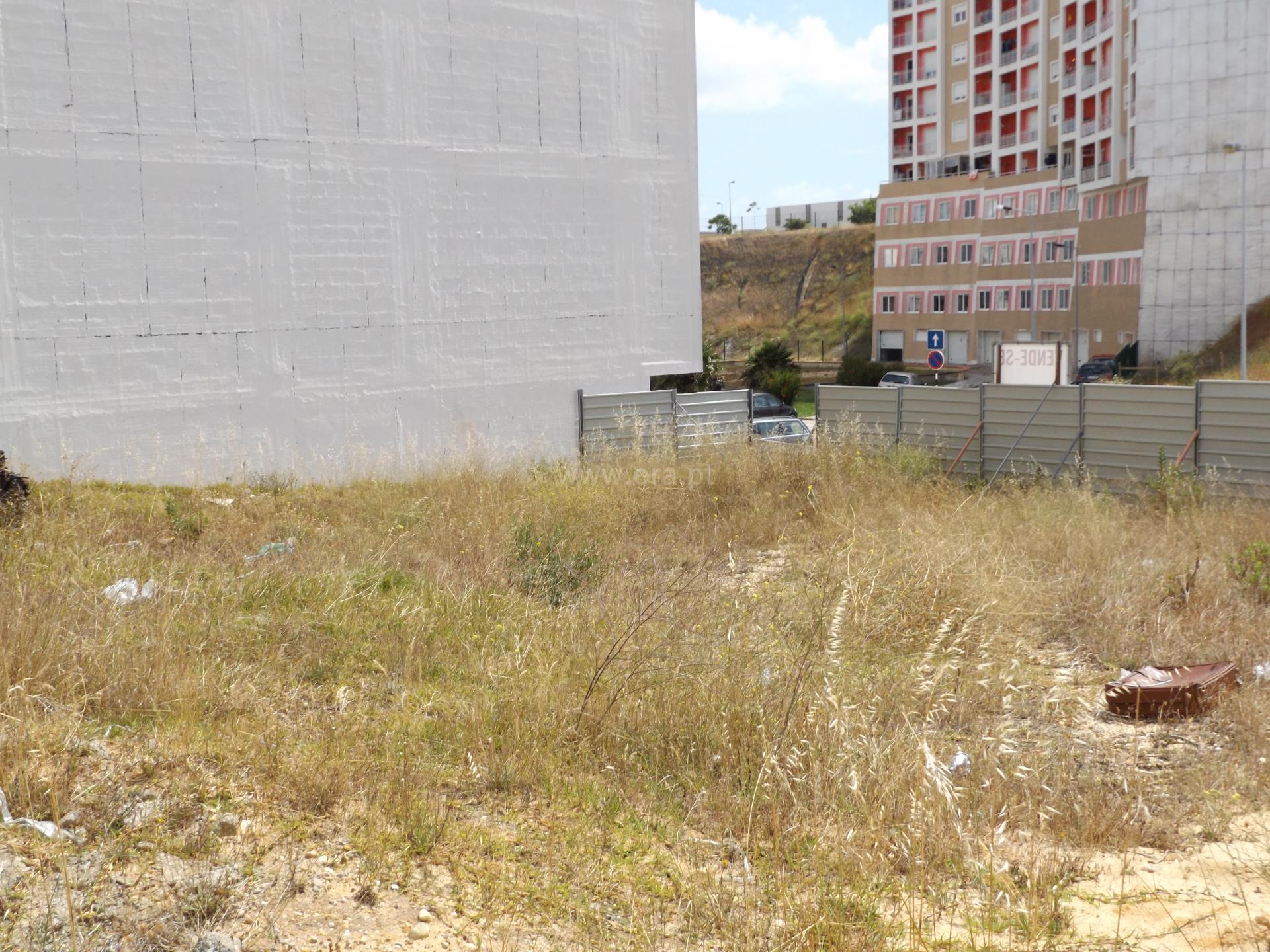 Land for sale in Seixal, Portugal — €900,000