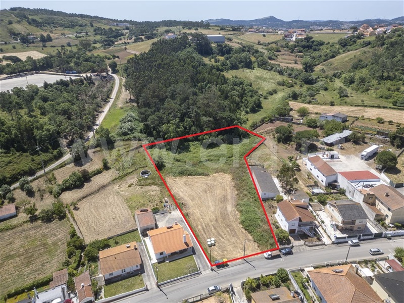 Terreno para Construção / Sobral de Monte Agraço, Sapataria