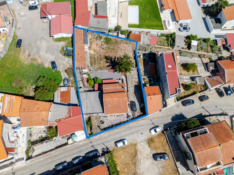 Terreno para Construção T4 / Maia, Pedrouços