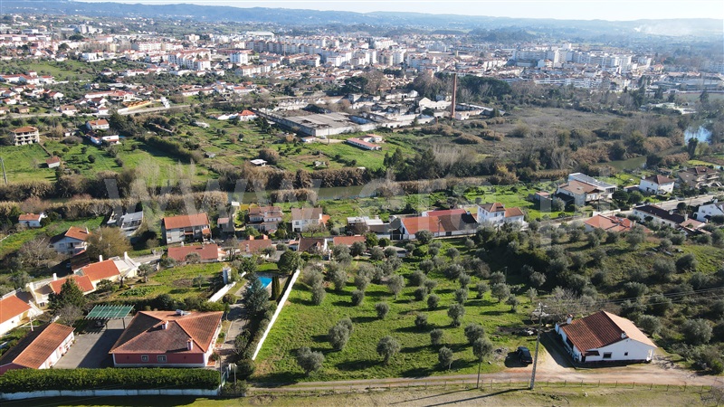Terreno para Construção  com Urbano Tomar, Tomar (São João Baptista) e Santa Maria dos Olivais - 1217358 - 4