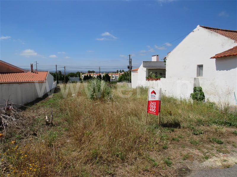 Terreno para Construção / Torres Vedras, Campelos e Outeiro da Cabeça