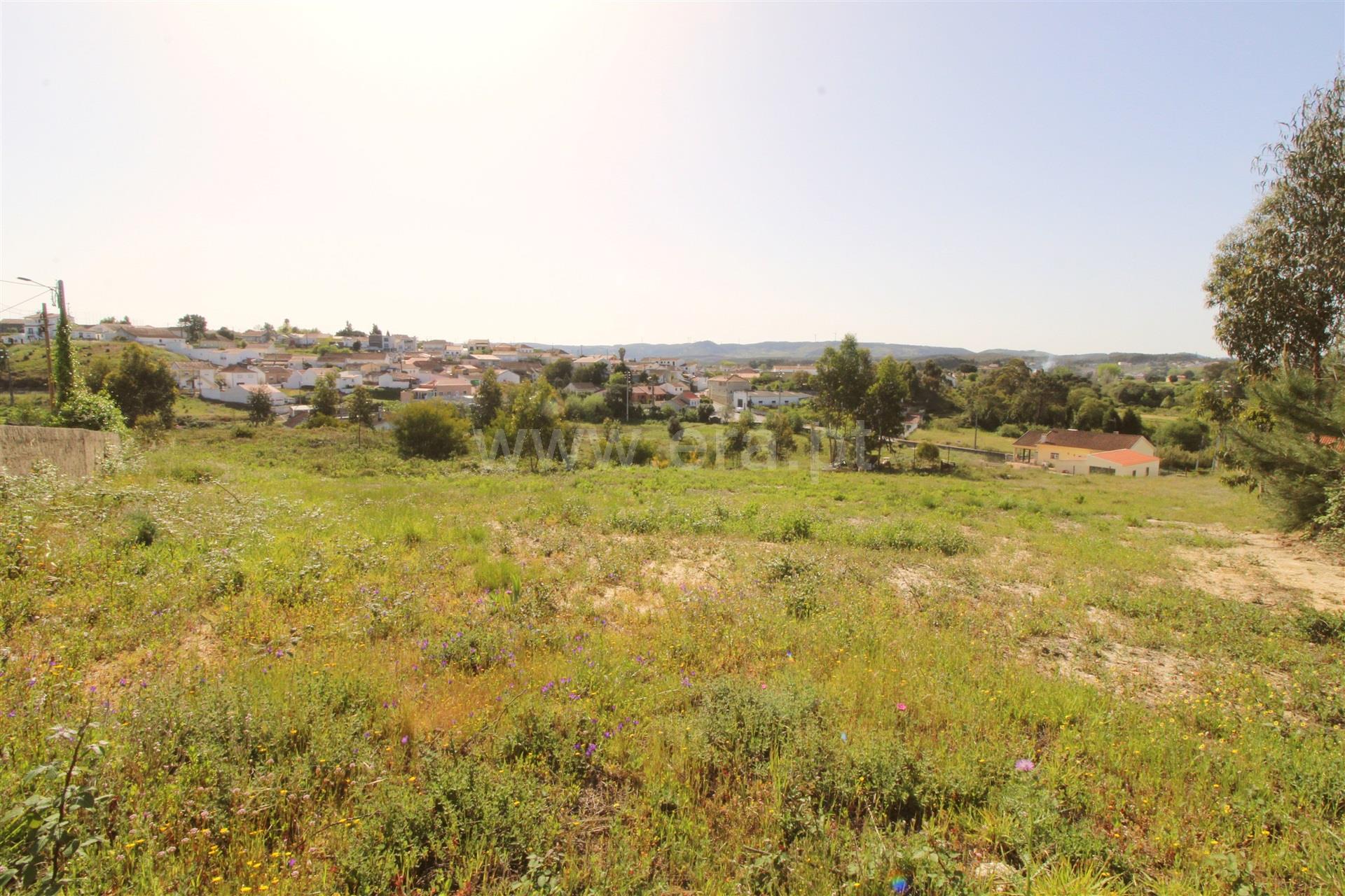 Land for sale in Torres Vedras, Portugal — €100,000