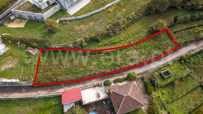 Terreno para Construção / Valença, Gondomil e Sanfins