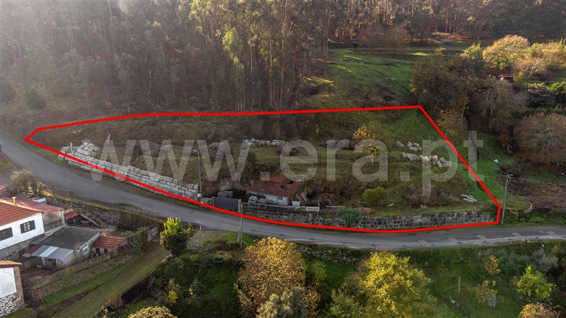 Terreno para Construção / Valença, São Julião e Silva