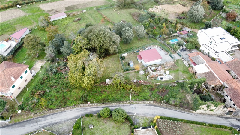 Terreno para Construção / Valença, São Julião e Silva